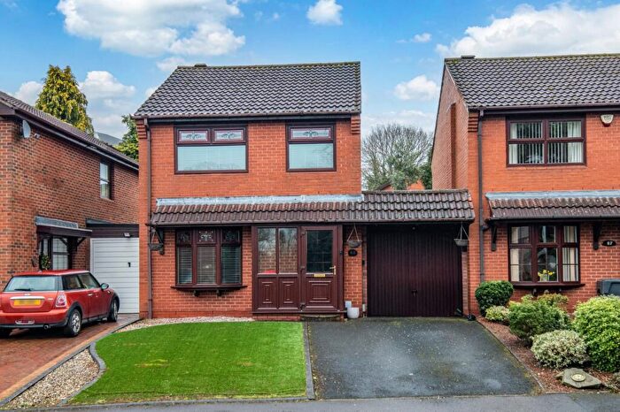 3 Bedroom Link Detached House For Sale In Cottage Lane, Marlbrook, Bromsgrove, Worcestershire, B60