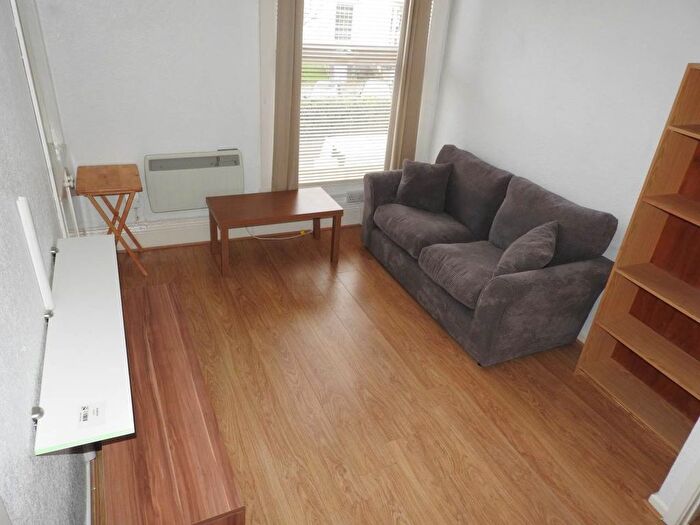 1 Bedroom Flat To Rent In St Helens Road, City Centre, Swansea, SA1