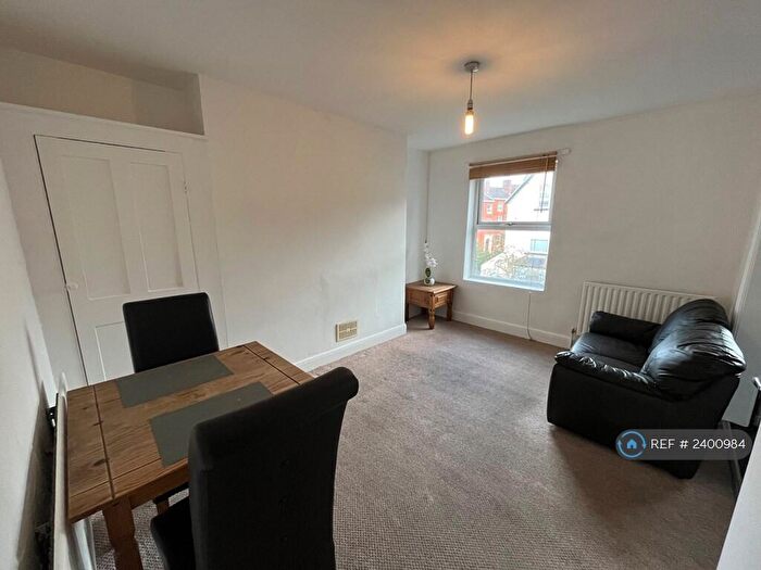 1 Bedroom Flat To Rent In Arundell Street, Nottingham, NG7