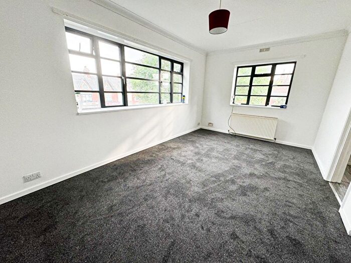 1 Bedroom Flat To Rent In Holderness Road, Hull, HU8