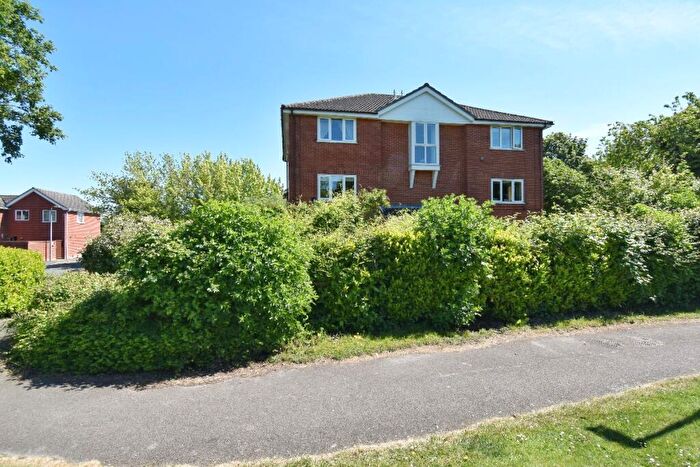 2 Bedroom Apartment To Rent In Fennec Close, Cambridge, CB1