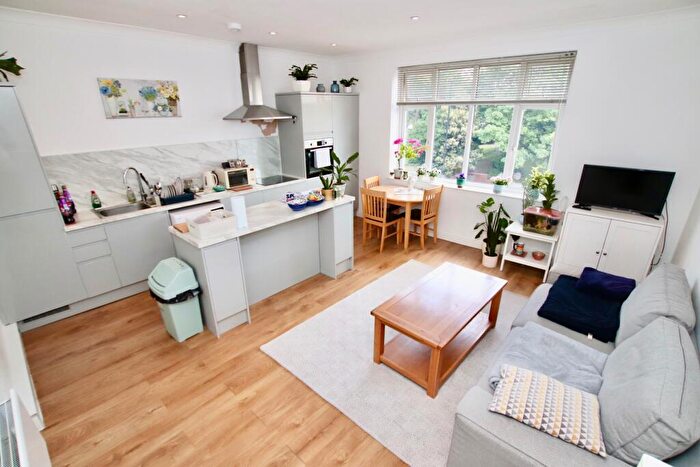 2 Bedroom Flat To Rent In Bedroom Apartment | Woolston | Available St July, SO19