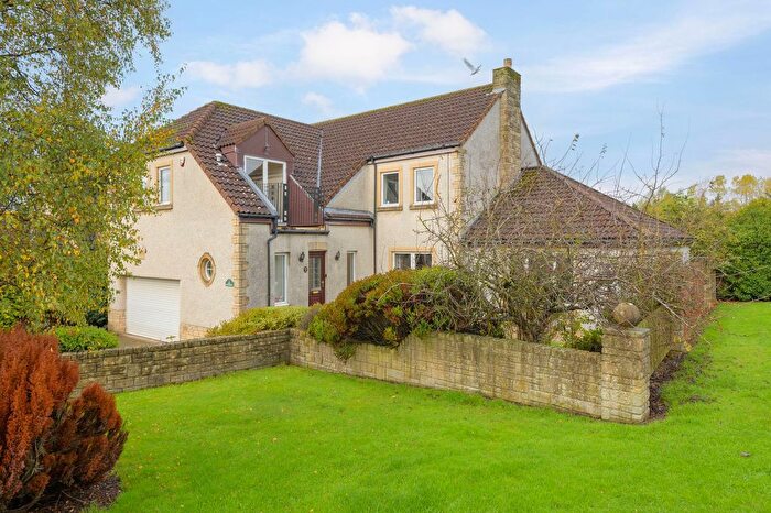 5 Bedroom Detached House For Sale In Windlebrook, Dunfermline, KY11
