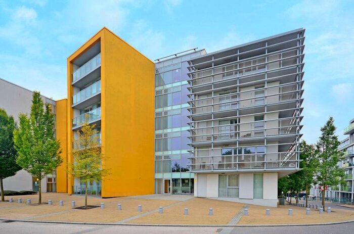 1 Bedroom Flat To Rent In New River Village, Hornsey, London, N8