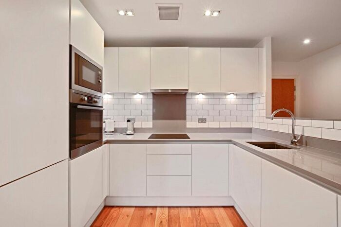 2 Bedroom Apartment To Rent In Titanium Point, Palmers Road, London, E2