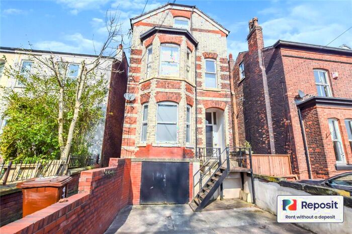 2 Bedroom Flat To Rent In Half Edge Lane, Eccles, Manchester, M30