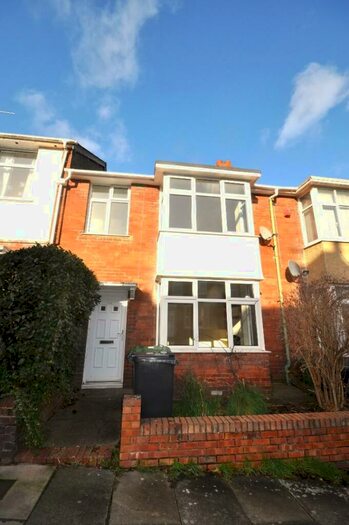 3 Bedroom Terraced House To Rent In Monks Road, Exeter, EX4