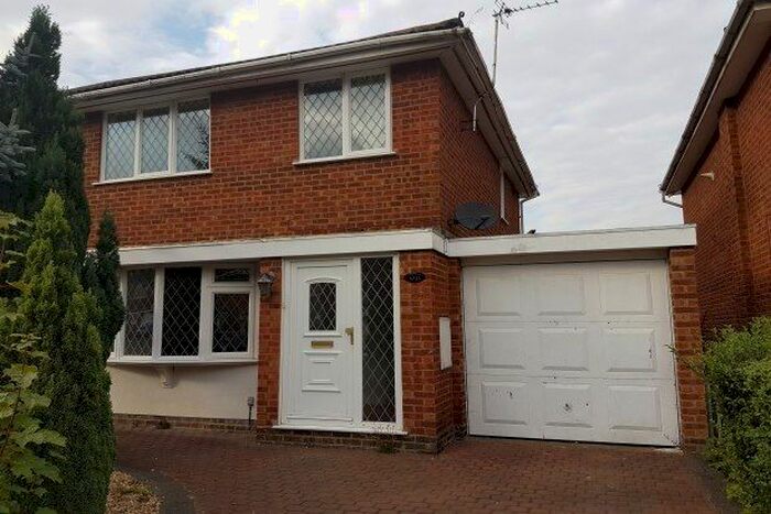 3 Bedroom Property To Rent In Underbank Lane, Northampton, NN3