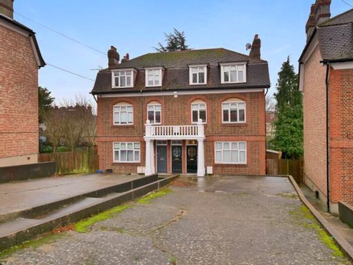 4 Bedroom Maisonette To Rent In Southcroft Road (), Tooting, SW16