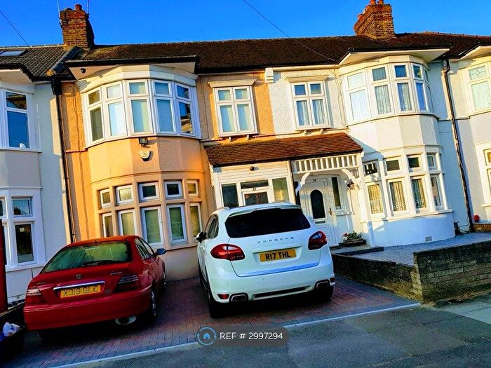 3 Bedroom Terraced House To Rent In Leicester Gardens, Ilford, IG3