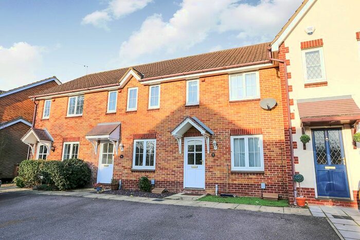 2 Bedroom Terraced House To Rent In Fairfield Way, Stevenage, Hertfordshire, SG1