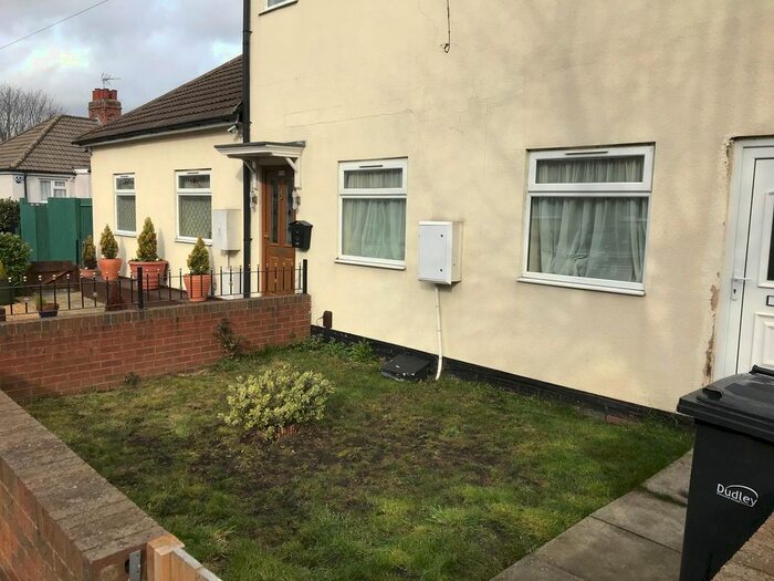 1 Bedroom Flat To Rent In French Road, Dudley, DY2