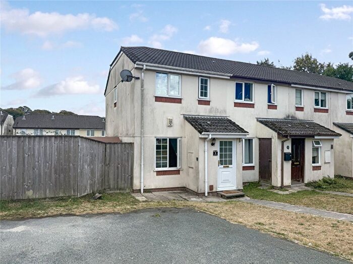 2 Bedroom End Of Terrace House To Rent In Lopes Drive, Plymouth, Devon, PL6