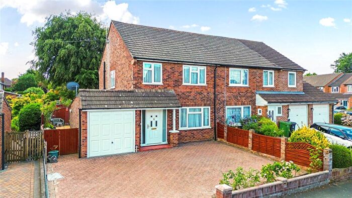 3 Bedroom Semi Detached House For Sale In Carlyon Close, Mytchett, Camberley, Surrey, GU16
