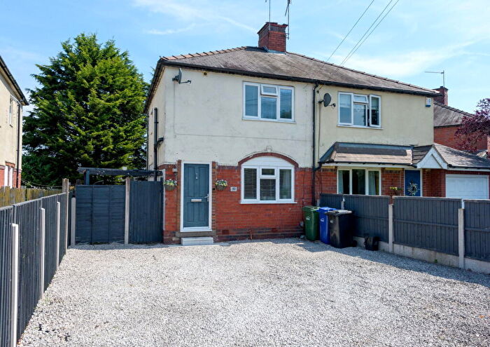 3 Bedroom Semi Detached House For Sale In Scotts Road, Stourbridge, DY8