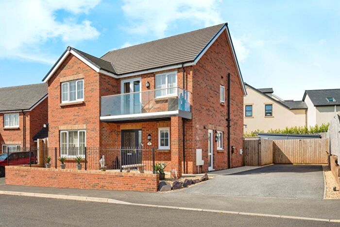 4 Bedroom Detached House For Sale In Clos Clement, Five Roads, Llanelli, SA15