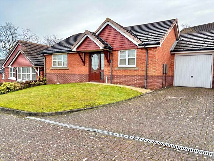 2 Bedroom Detached Bungalow For Sale In Poplar Rise, Great Barr, Birmingham, B42
