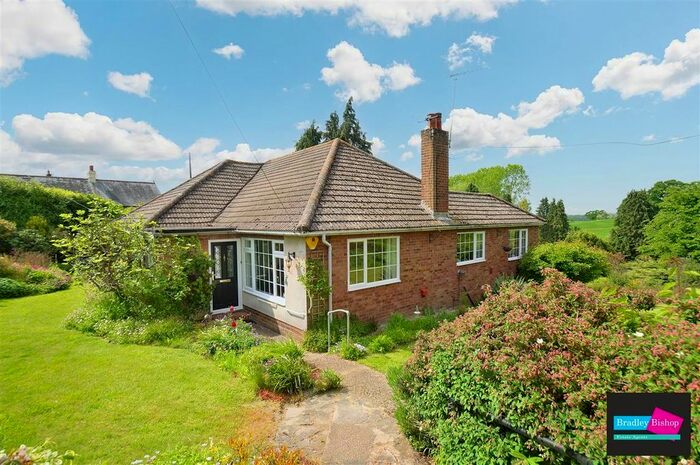 4 Bedroom Detached House For Sale In The Ridgeway, Smeeth, Ashford, Kent, TN25