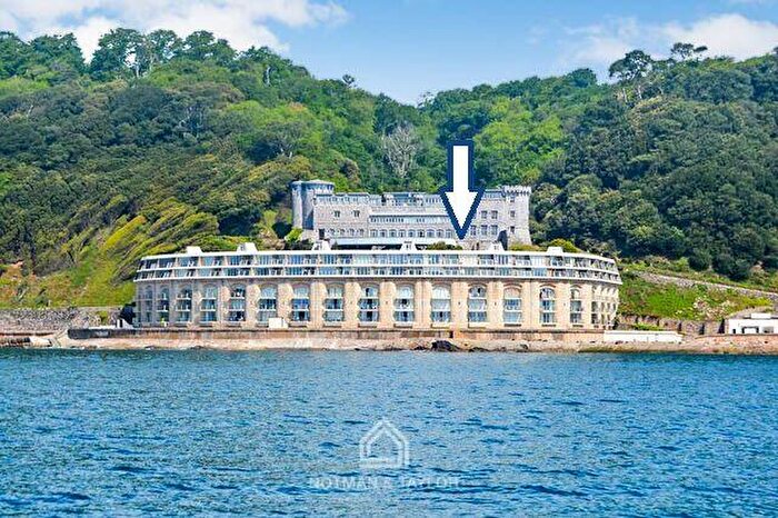 Apartment For Sale In Fort Picklecombe, Maker, PL10