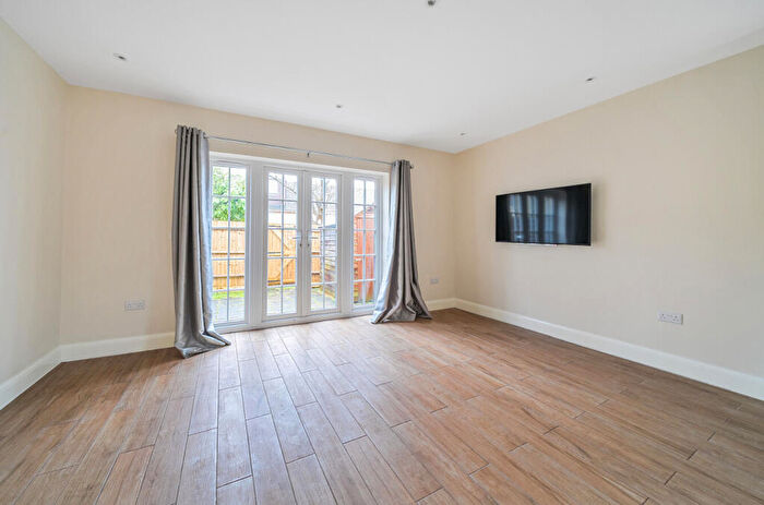 2 Bedroom End Of Terrace House For Sale In Viscount Mews, Chislehurst, Kent, BR7