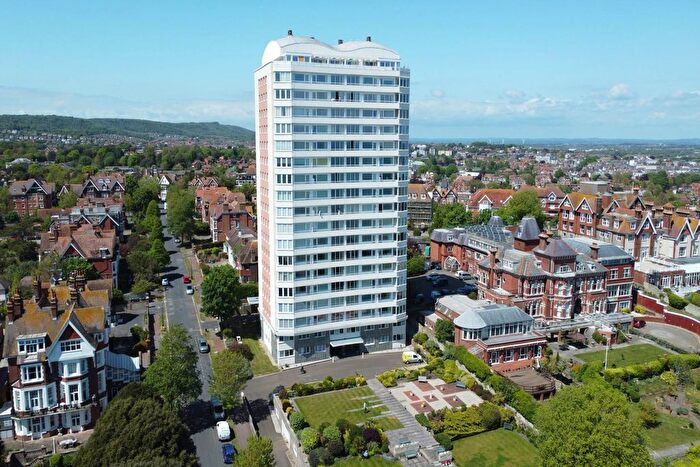 3 Bedroom Flat For Sale In Bolsover Road, Eastbourne, BN20