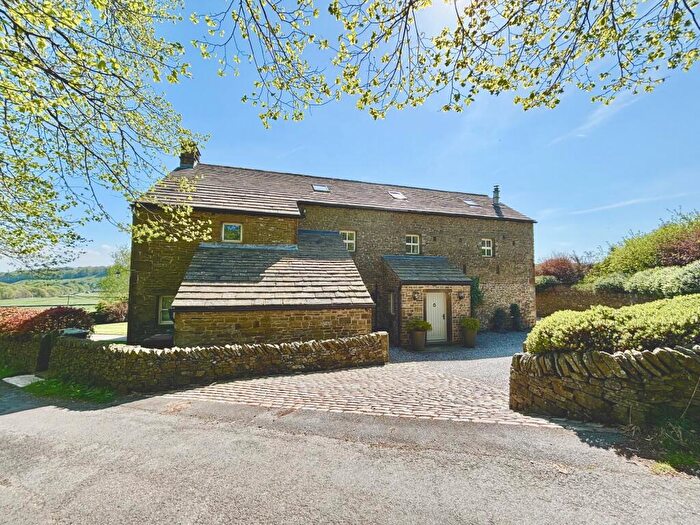 5 Bedroom House To Rent In Rushup Lane; Chapel-en-le-Frith., SK23