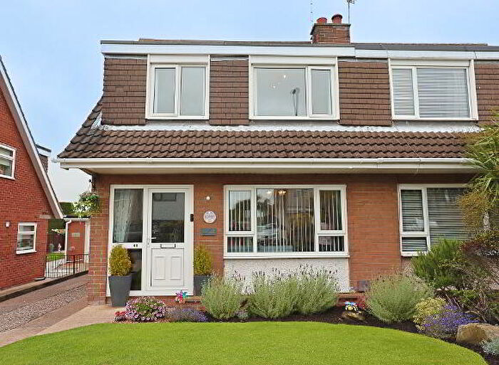 3 Bedroom Semi-Detached House For Sale In Killicomaine Drive, Craigavon, BT63