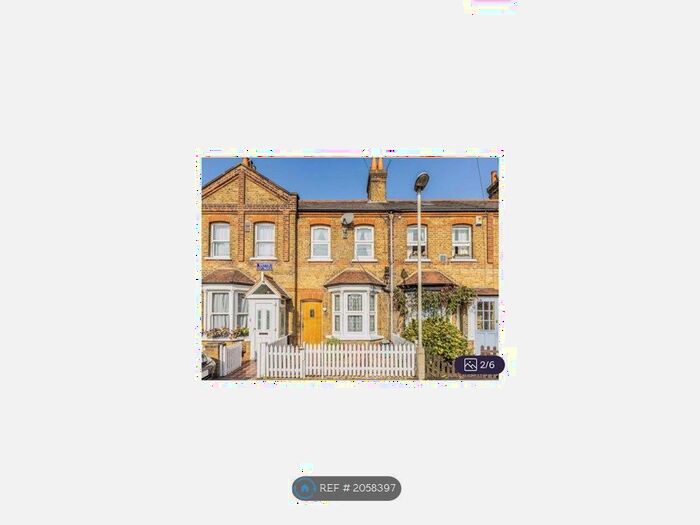 3 Bedroom Terraced House To Rent In Butts Cottages, Feltham, TW13