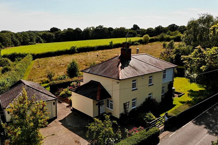 3 Bedroom Detached House For Sale In East Hanningfield Road, Sandon, Chelmsford, CM2