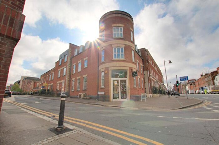 1 Bedroom Apartment To Rent In South Street, Reading, RG1