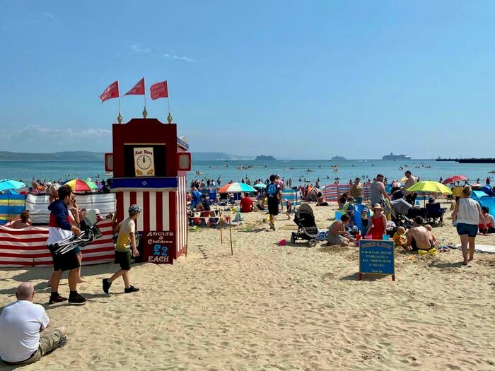 3 Bedroom Flat To Rent In Market Street - Weymouth, DT4