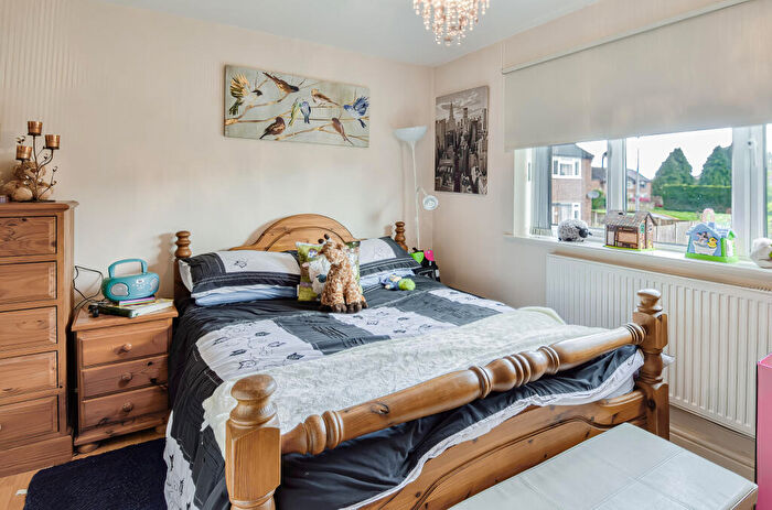 4 Bedroom Detached House For Sale In Springvale Close, Chesterfield, S45