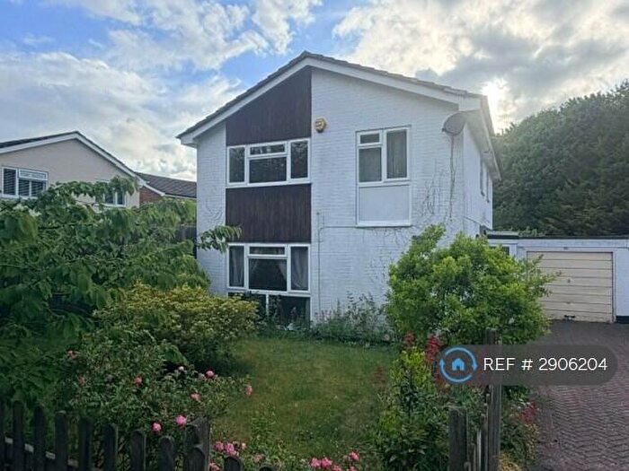 4 Bedroom Detached House To Rent In Kingsmill Road, Basingstoke, RG21
