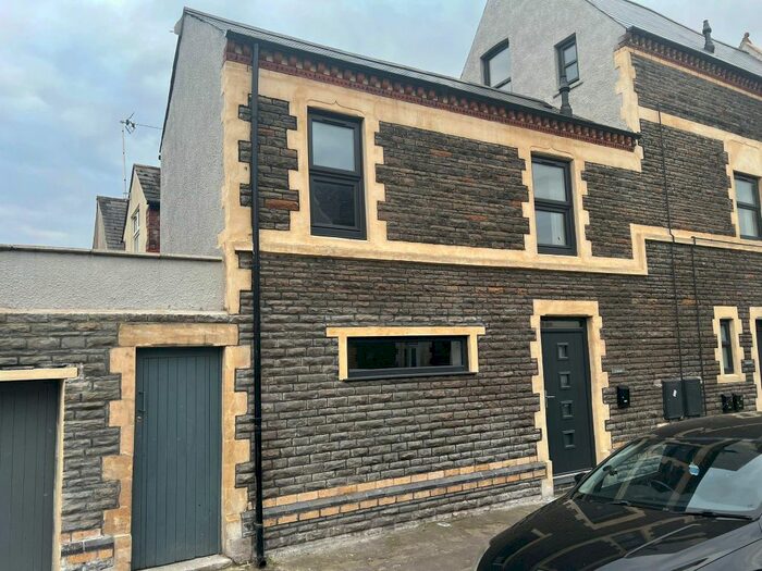 1 Bedroom Property To Rent In Dalcross Street, Roath, Cardiff, CF24