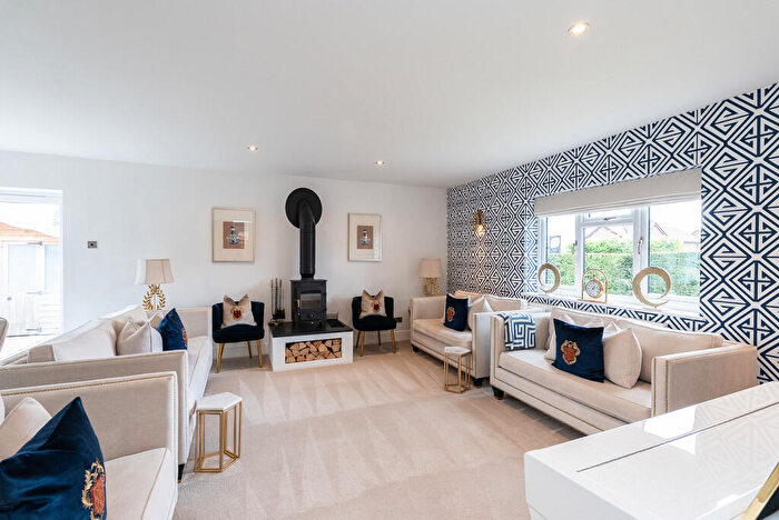 4 Bedroom Detached Bungalow For Sale In Woodside Road, Beare Green, Dorking, RH5