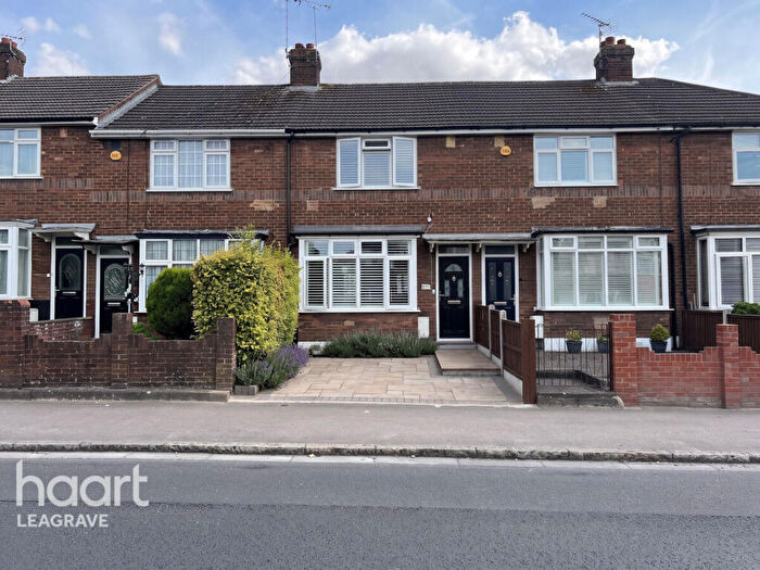 2 Bedroom Terraced House For Sale In Luton Road, Dunstable, LU5