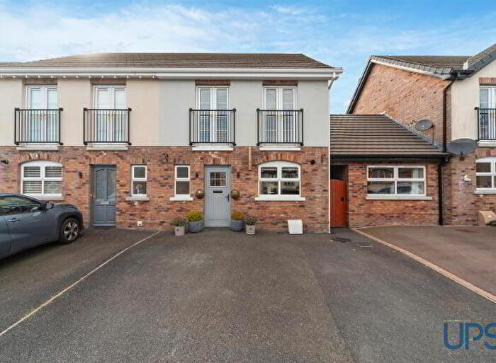 3 Bedroom House For Sale In Mount Eagles Way, Belfast, BT17