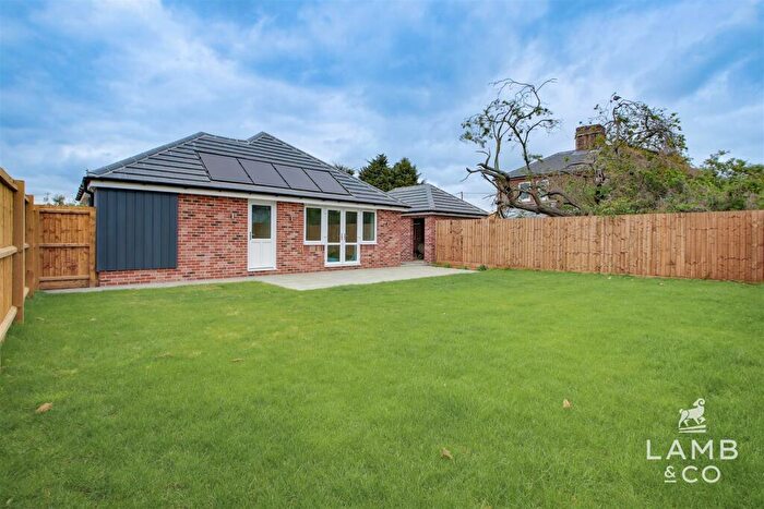2 Bedroom Detached Bungalow For Sale In Montrose Gardens, Pork Lane, Great Holland, CO13
