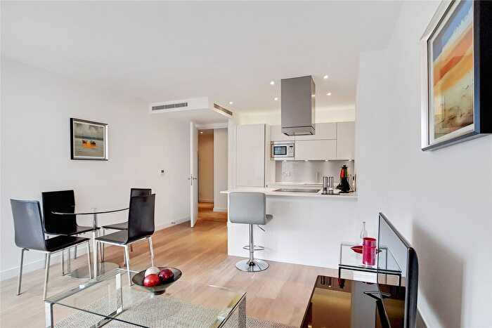 1 Bedroom Flat To Rent In Courtyard Apartments, Avantgarde Place, E1