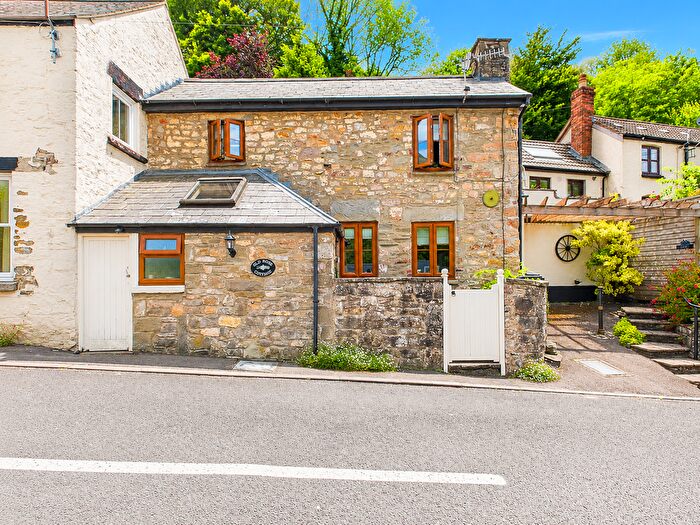 2 Bedroom Cottage For Sale In Hangerberry, Lydbrook, GL17