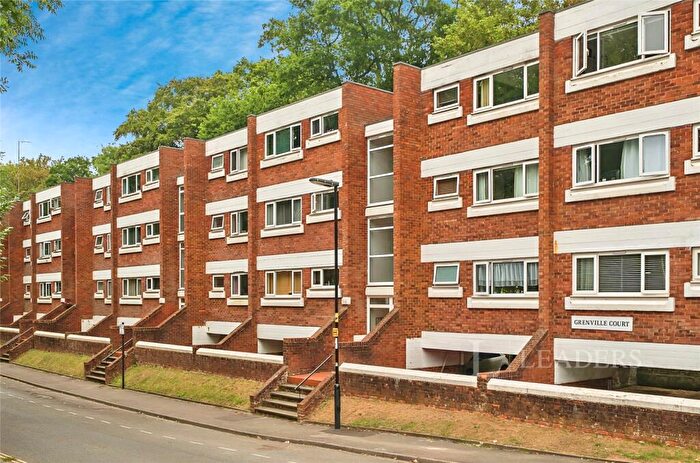1 Bedroom Apartment For Sale In Silverdale Road, Southampton, Hampshire, SO15