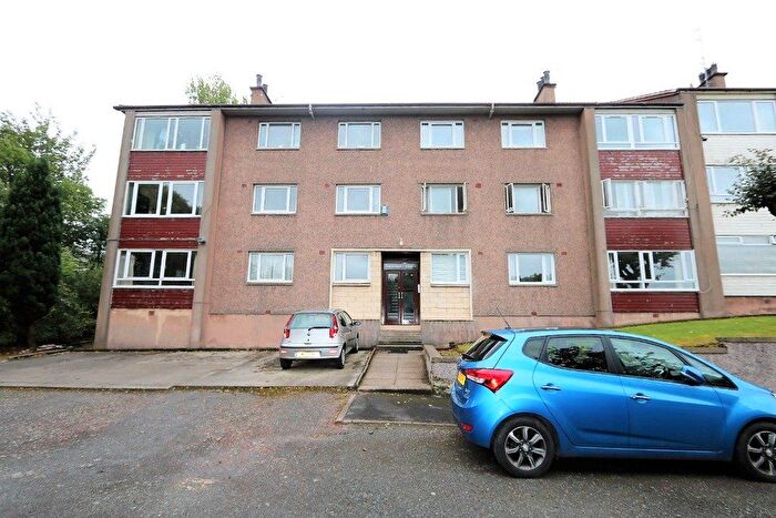 3 Bedroom Flat To Rent In Cleveden Place, Glasgow, G12