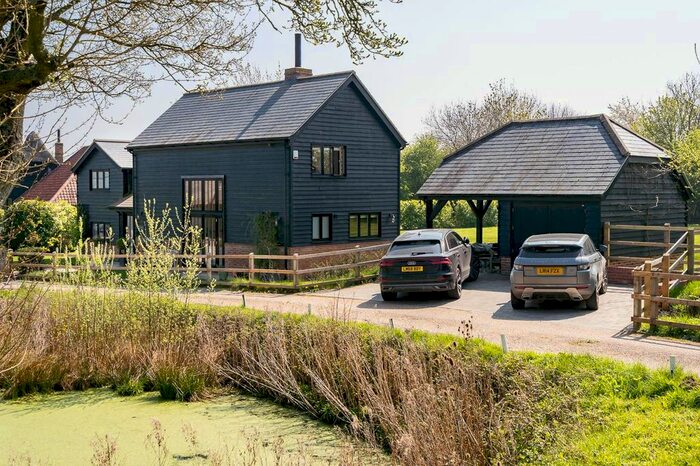 4 Bedroom Property For Sale In Stockholds, Old Hall Green, Ware, SG11