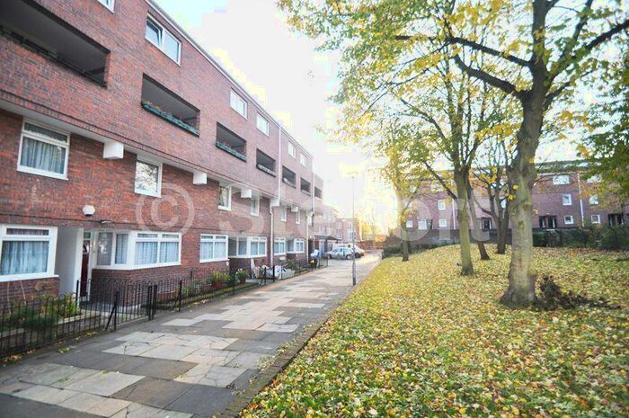 3 Bedroom Flat To Rent In Holland Walk, London, N19
