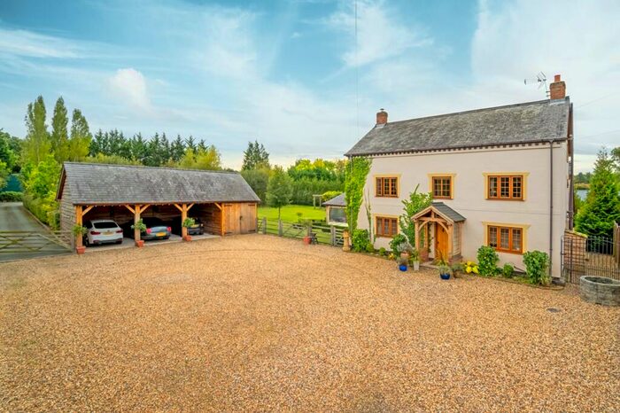 5 Bedroom Detached House For Sale In Holywell Road, Rhuallt, LL17