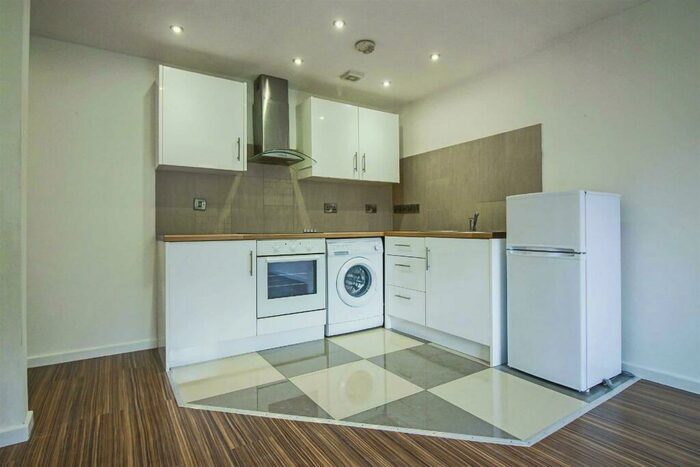 2 Bedroom Apartment To Rent In Anson Street, Eccles, Manchester, M30