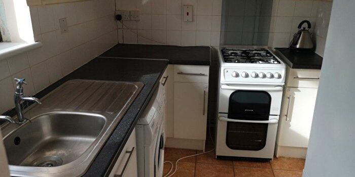 1 Bedroom Flat To Rent In Townsley Close, Luton, Bedfordshire, LU1