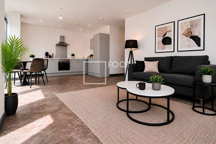 2 Bedroom Flat To Rent In Bed Apartment, High Point, BD1