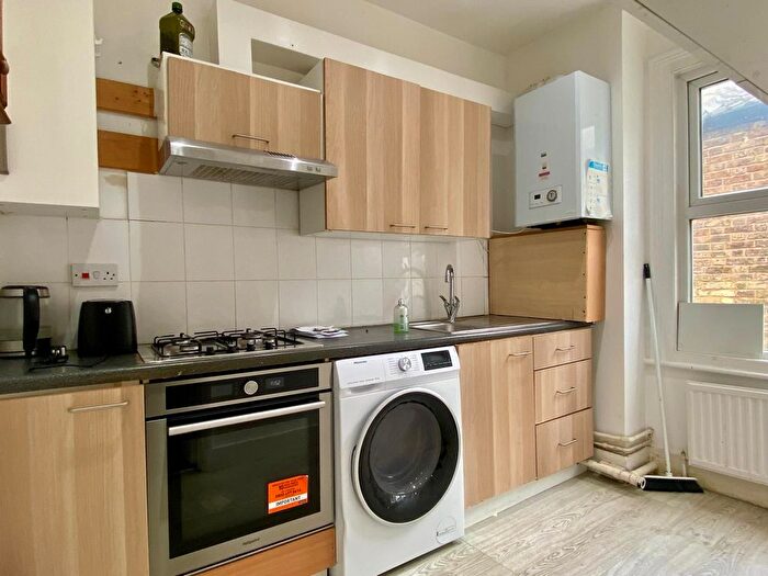 2 Bedroom Flat To Rent In Nova Road, Croydon, CR0