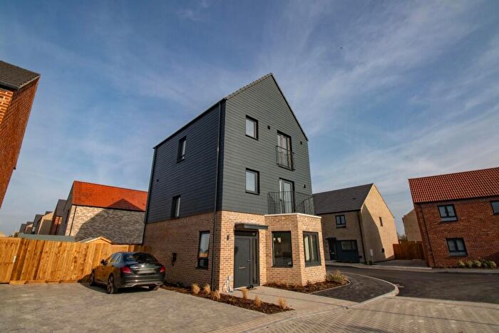 4 Bedroom Detached House To Rent In Brigettine Square, Cambridge, CB1